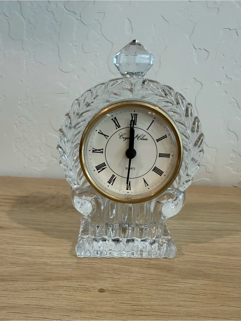 Vintage Antique Ornate Crystal Clock Pedestal Laurel Wreath Quartz